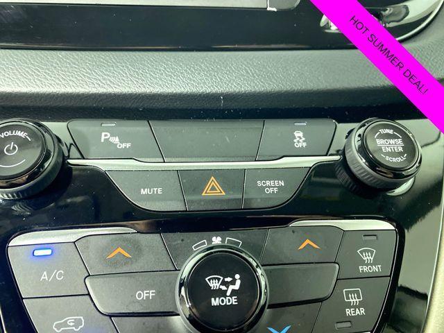 used 2019 Chrysler Pacifica car, priced at $15,400