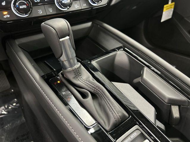 new 2025 Honda Accord Hybrid car, priced at $37,620