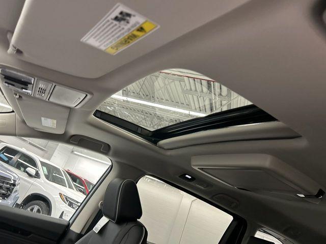 new 2025 Honda Odyssey car, priced at $44,748