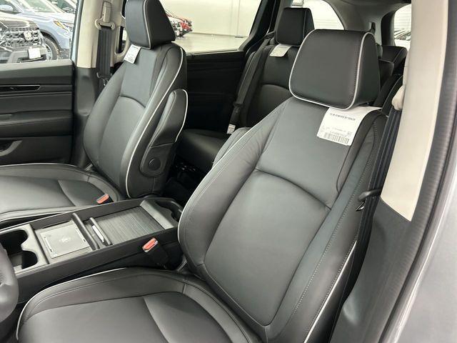 new 2025 Honda Odyssey car, priced at $46,022