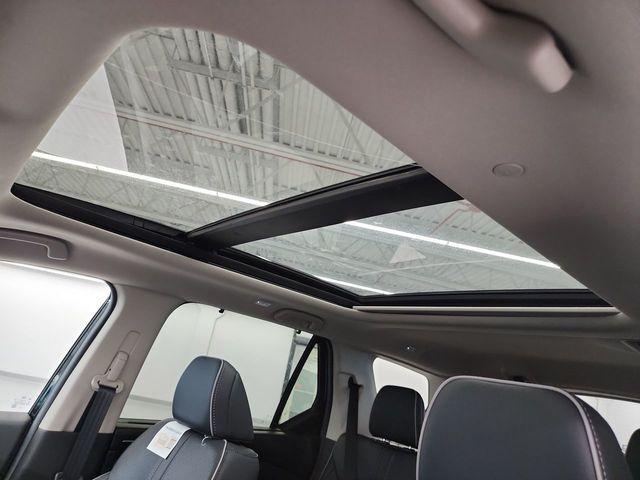 new 2025 Honda Pilot car, priced at $50,725