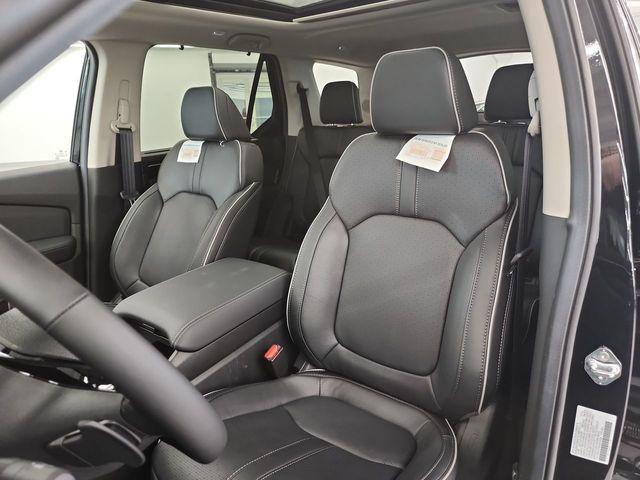 new 2025 Honda Pilot car, priced at $50,725