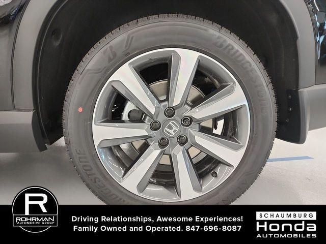 new 2025 Honda Pilot car, priced at $50,725