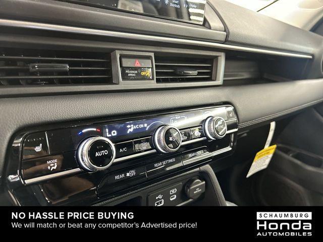 new 2025 Honda Pilot car, priced at $44,650
