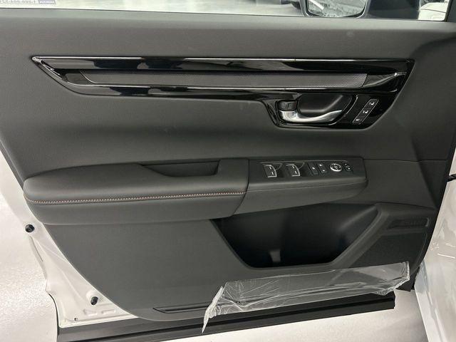 new 2026 Honda CR-V Hybrid car, priced at $43,600