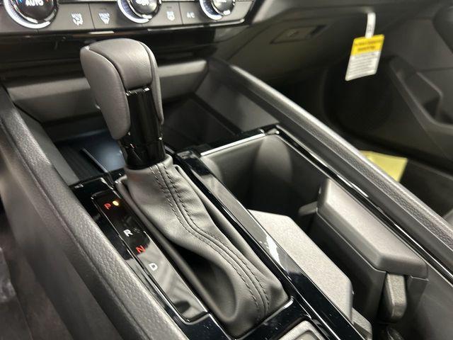 new 2025 Honda Accord Hybrid car, priced at $34,617