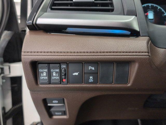 new 2026 Honda Odyssey car, priced at $46,532
