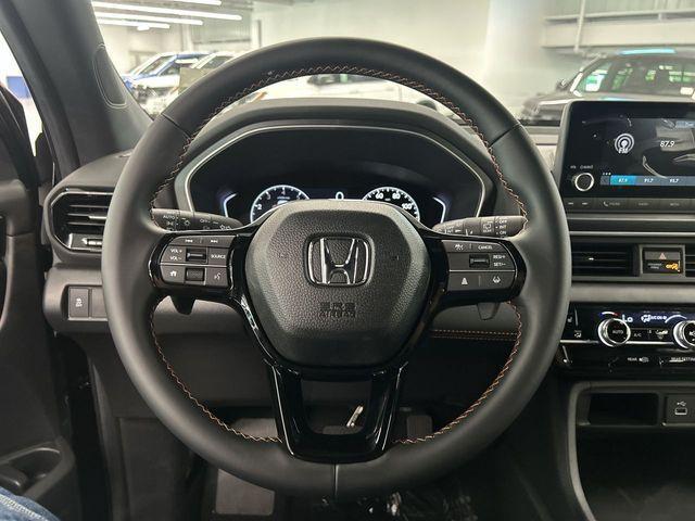 new 2025 Honda Pilot car, priced at $41,762