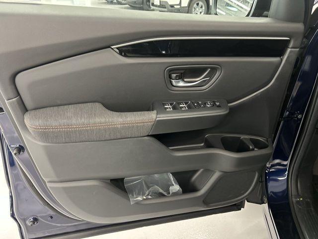 new 2025 Honda Pilot car, priced at $41,762