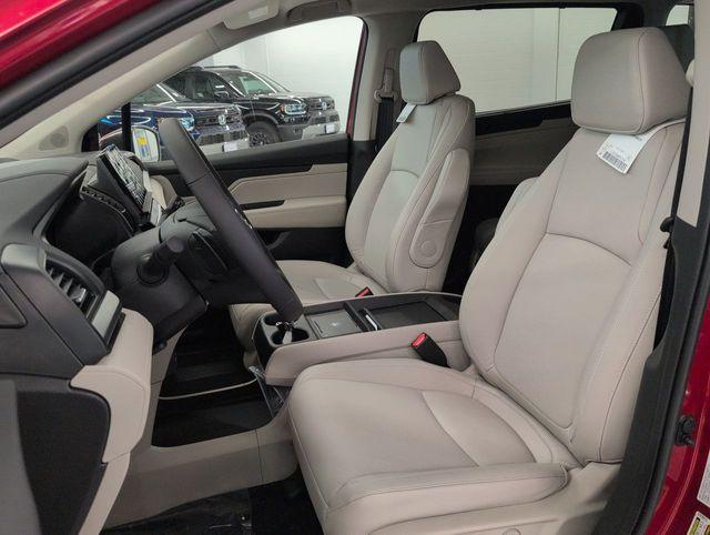 new 2026 Honda Odyssey car, priced at $42,064