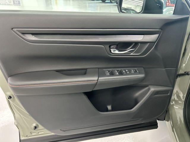 new 2026 Honda CR-V Hybrid car, priced at $38,609