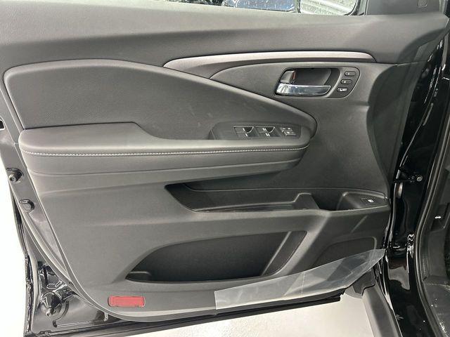 new 2025 Honda Ridgeline car, priced at $38,765