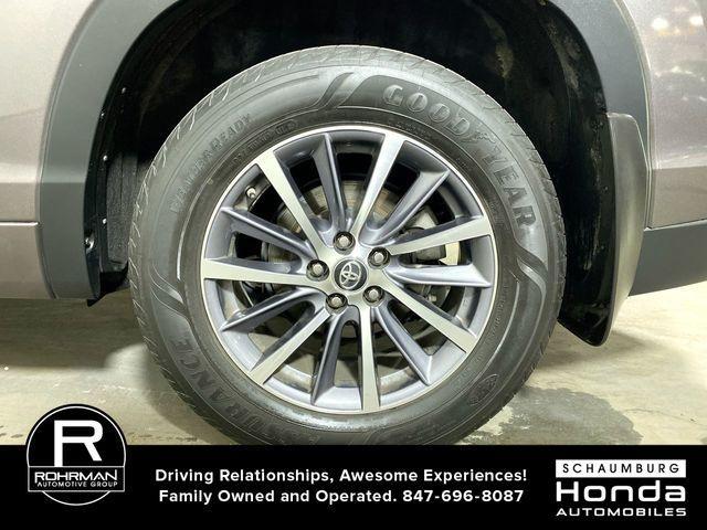 used 2017 Toyota Highlander car, priced at $22,500