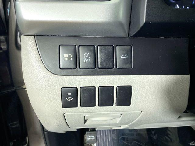 used 2017 Toyota Highlander car, priced at $22,500