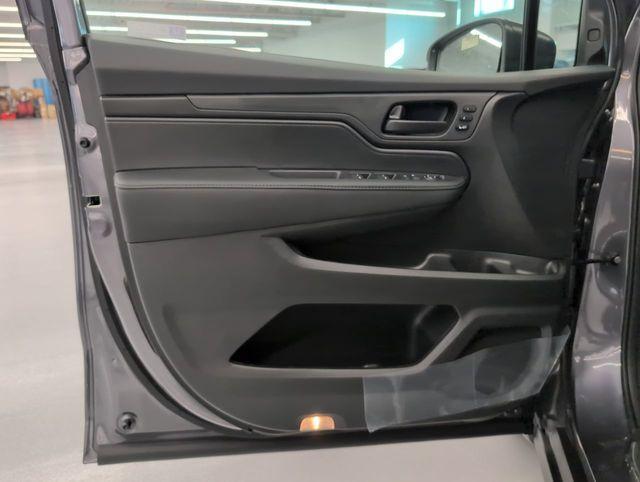 new 2026 Honda Odyssey car, priced at $41,910
