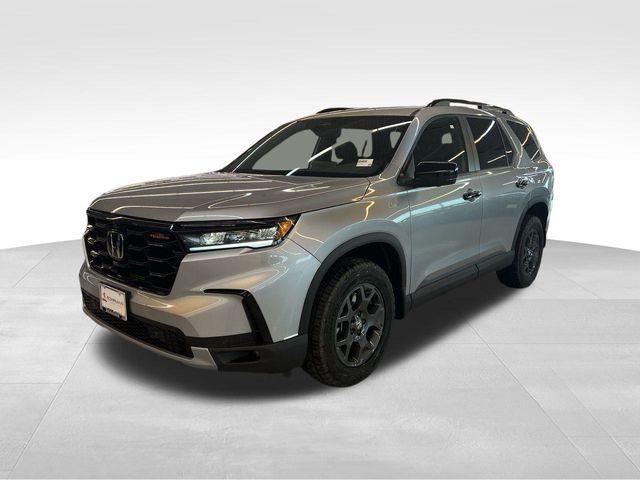 new 2025 Honda Pilot car, priced at $46,701