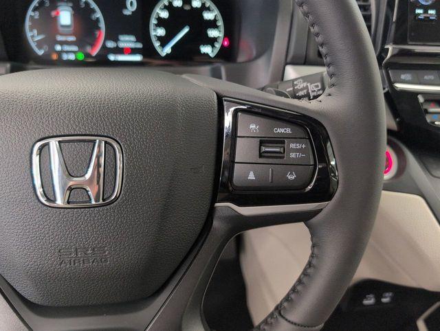 new 2026 Honda Odyssey car, priced at $41,637