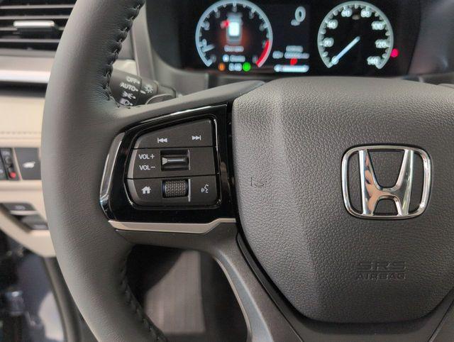 new 2026 Honda Odyssey car, priced at $41,637