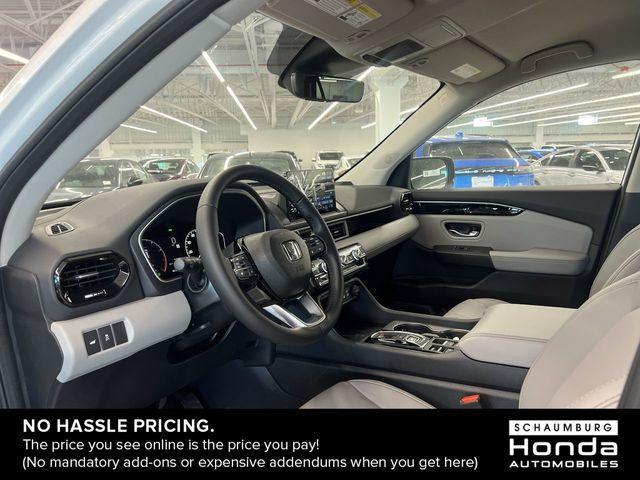 new 2025 Honda Pilot car, priced at $46,058