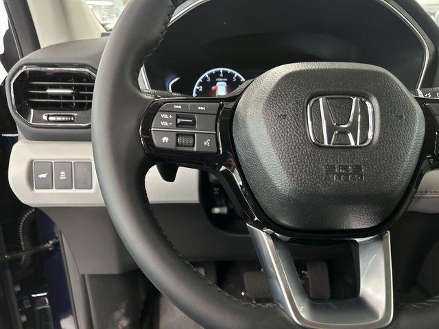 new 2025 Honda Pilot car, priced at $44,894