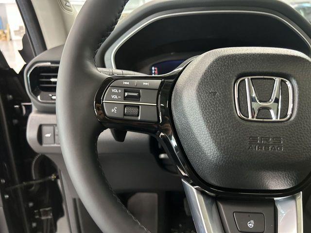new 2025 Honda Pilot car, priced at $50,177