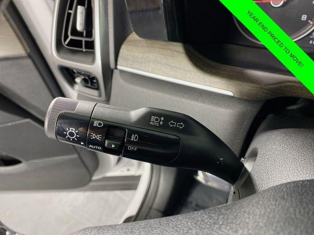 used 2023 Kia Sorento car, priced at $32,700