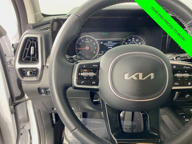 used 2023 Kia Sorento car, priced at $32,700