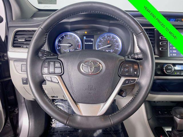 used 2019 Toyota Highlander car, priced at $18,900