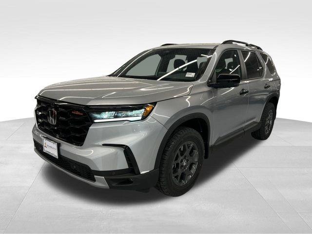 new 2025 Honda Pilot car, priced at $48,174