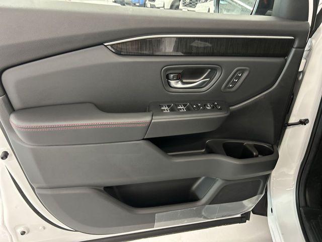 new 2025 Honda Pilot car, priced at $53,892