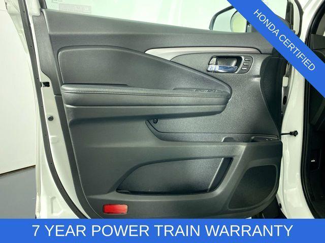 used 2022 Honda Pilot car, priced at $31,600