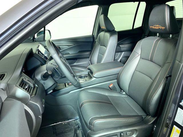 used 2025 Honda Ridgeline car, priced at $40,100