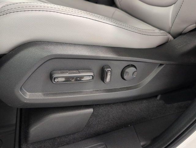 new 2025 Honda Pilot car, priced at $47,621