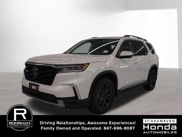 new 2025 Honda Pilot car, priced at $49,121