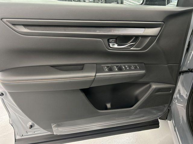 new 2026 Honda CR-V Hybrid car, priced at $40,650