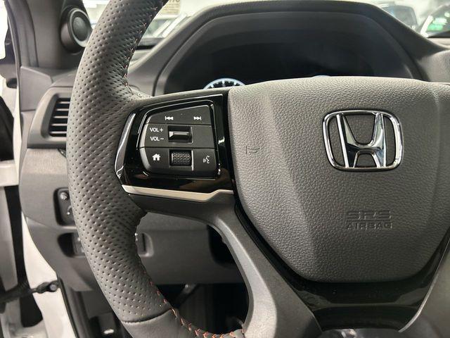 new 2025 Honda Ridgeline car, priced at $42,253