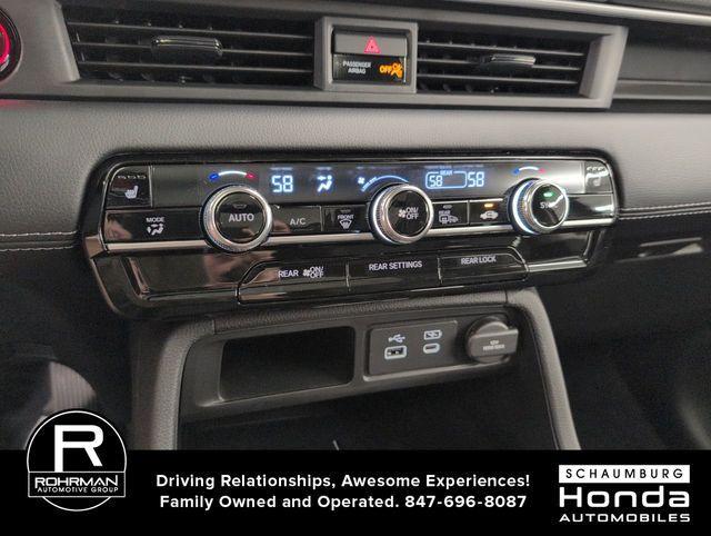 new 2025 Honda Pilot car, priced at $47,823