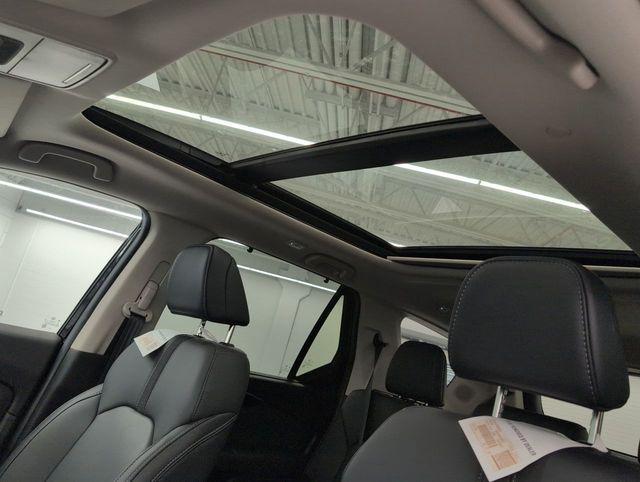 new 2025 Honda Pilot car, priced at $47,823