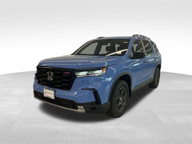 new 2025 Honda Pilot car, priced at $48,159