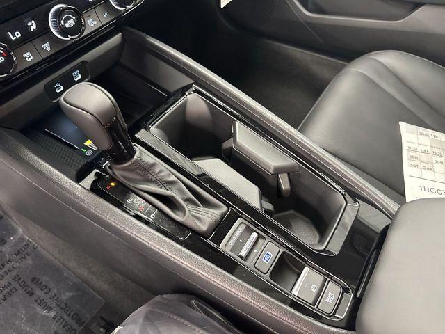 new 2025 Honda Accord Hybrid car, priced at $34,704