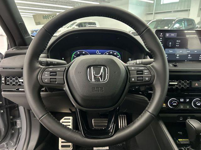 new 2025 Honda Accord Hybrid car, priced at $35,117