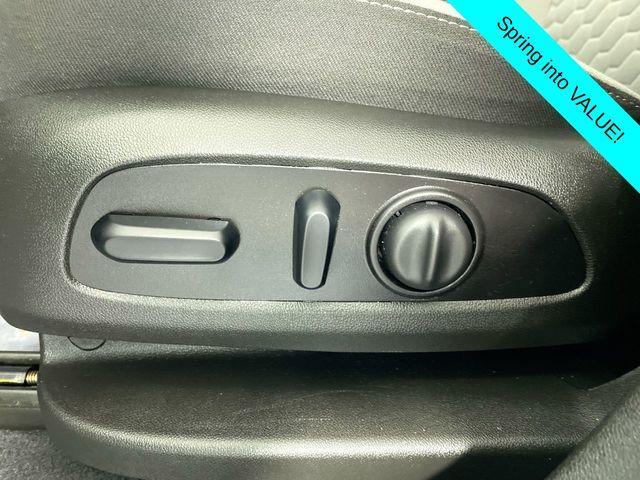 used 2021 Chevrolet Equinox car, priced at $19,200
