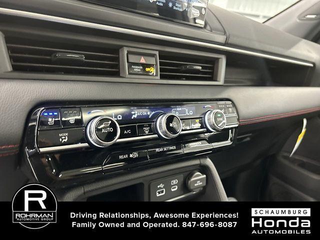 new 2025 Honda Pilot car, priced at $52,653