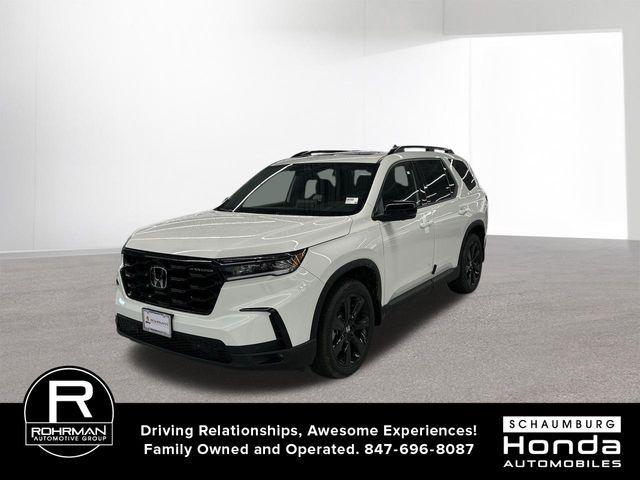new 2025 Honda Pilot car, priced at $52,653