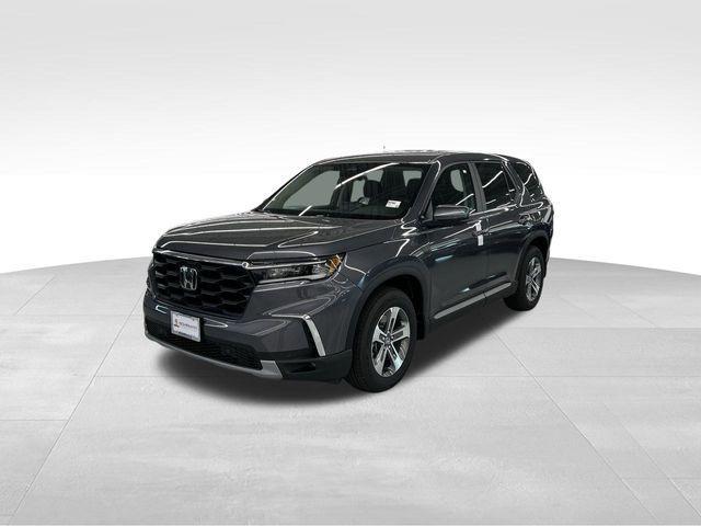 new 2025 Honda Pilot car, priced at $44,894