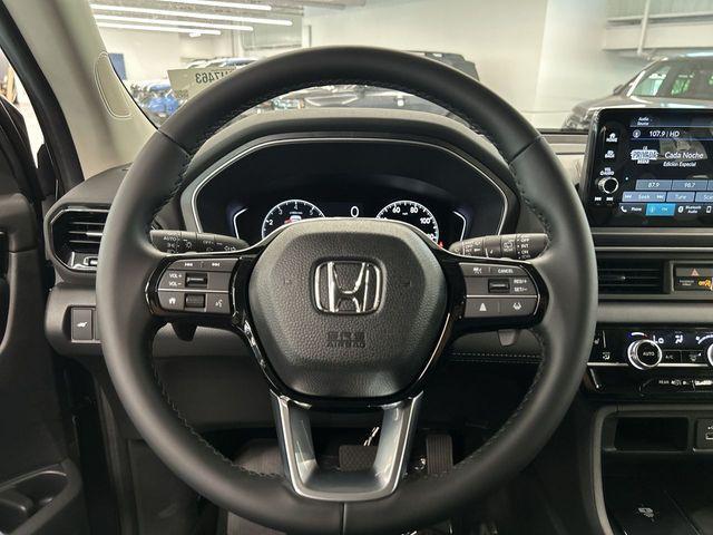 new 2025 Honda Pilot car, priced at $44,894