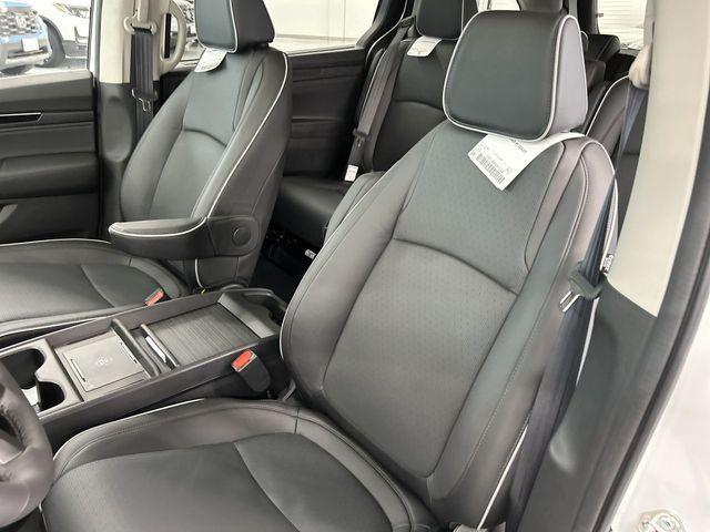 new 2025 Honda Odyssey car, priced at $49,860