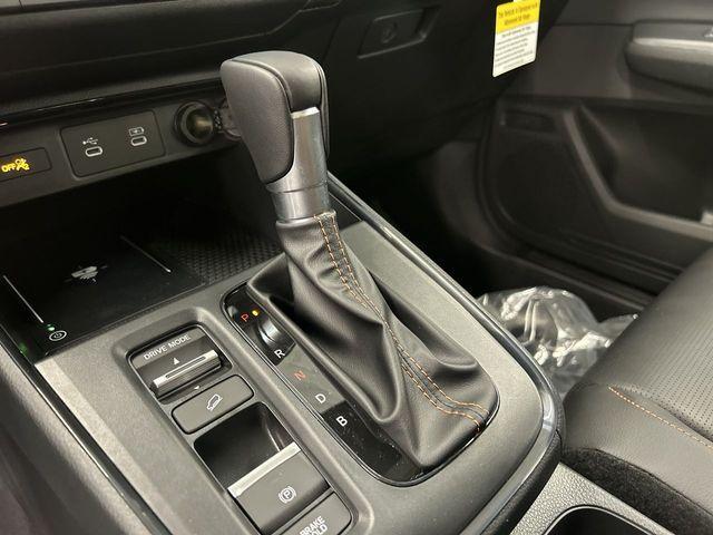 new 2026 Honda CR-V Hybrid car, priced at $41,620