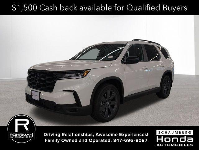 new 2025 Honda Pilot car, priced at $40,734