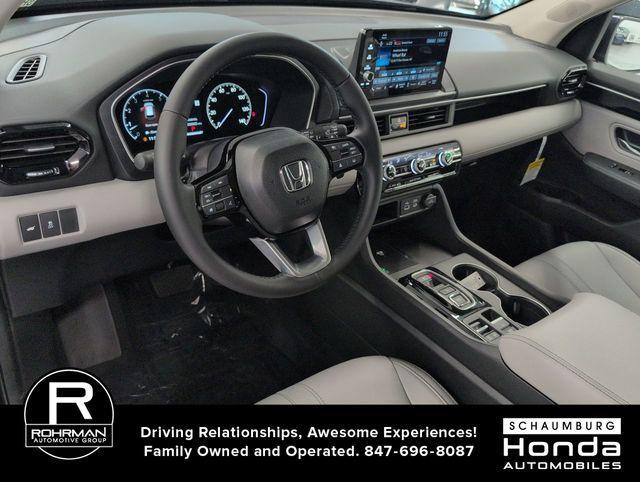 new 2025 Honda Pilot car, priced at $44,770